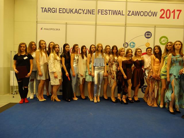 REKRUTACJA DO ZESPOŁU SZKÓŁ ODZIEŻOWYCH – TRWA!