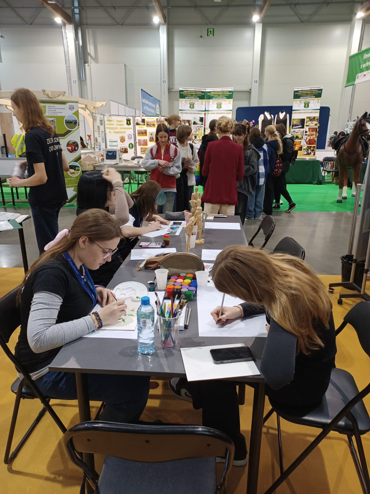 TRWA ! FESTIWAL ZAWODÓW W MAŁOPOLSCE – Zapraszamy-Stoisko H18 Hala Wisła